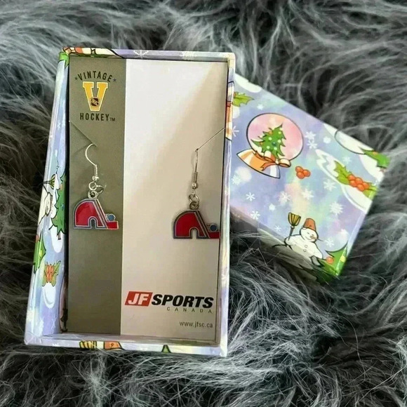 🆕NHL Quebec Nordiques Logo Earrings - Picture 3 of 13